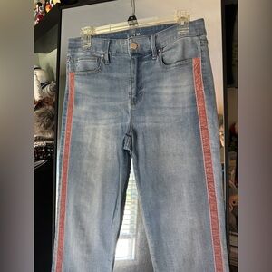 White House Black Market High Rise Slim Ankle Light Denim w Velvet Piping